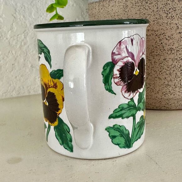Potpourri Designs vintage pansies mug - Picture 9 of 10